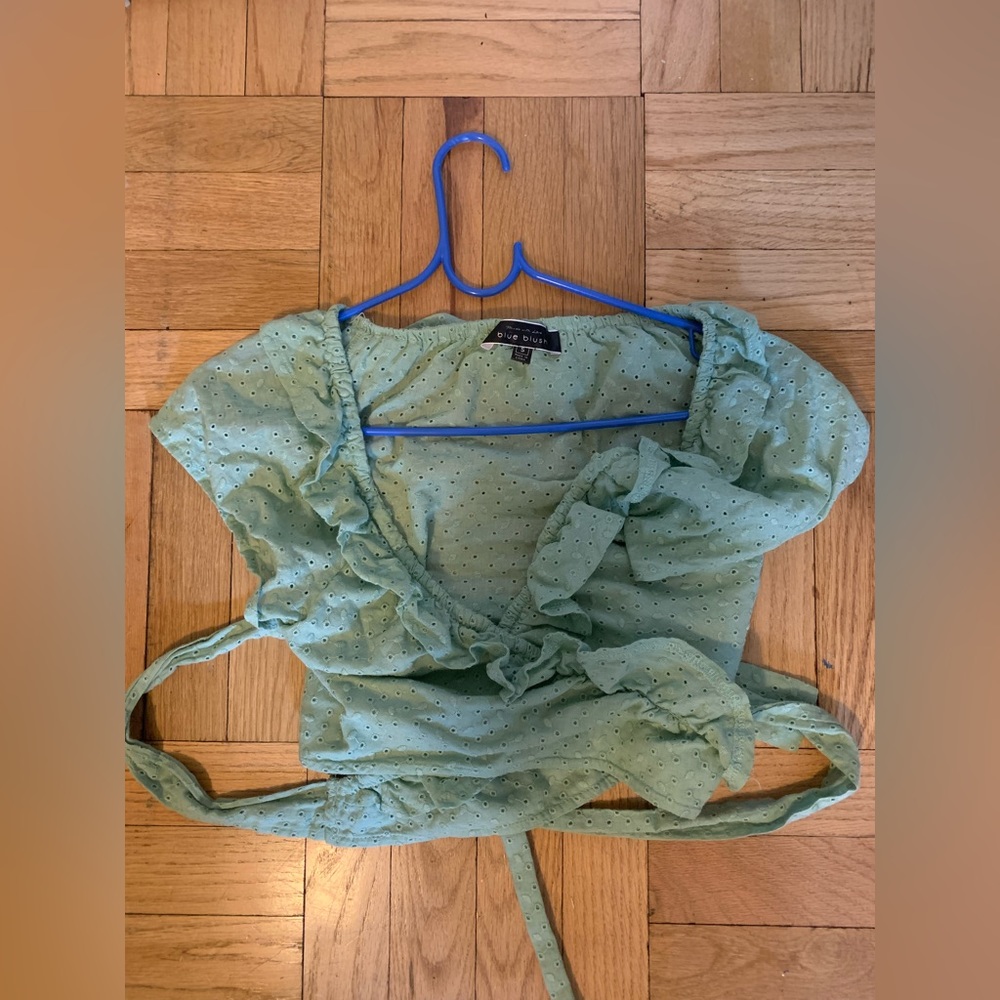 Green summer wrap top